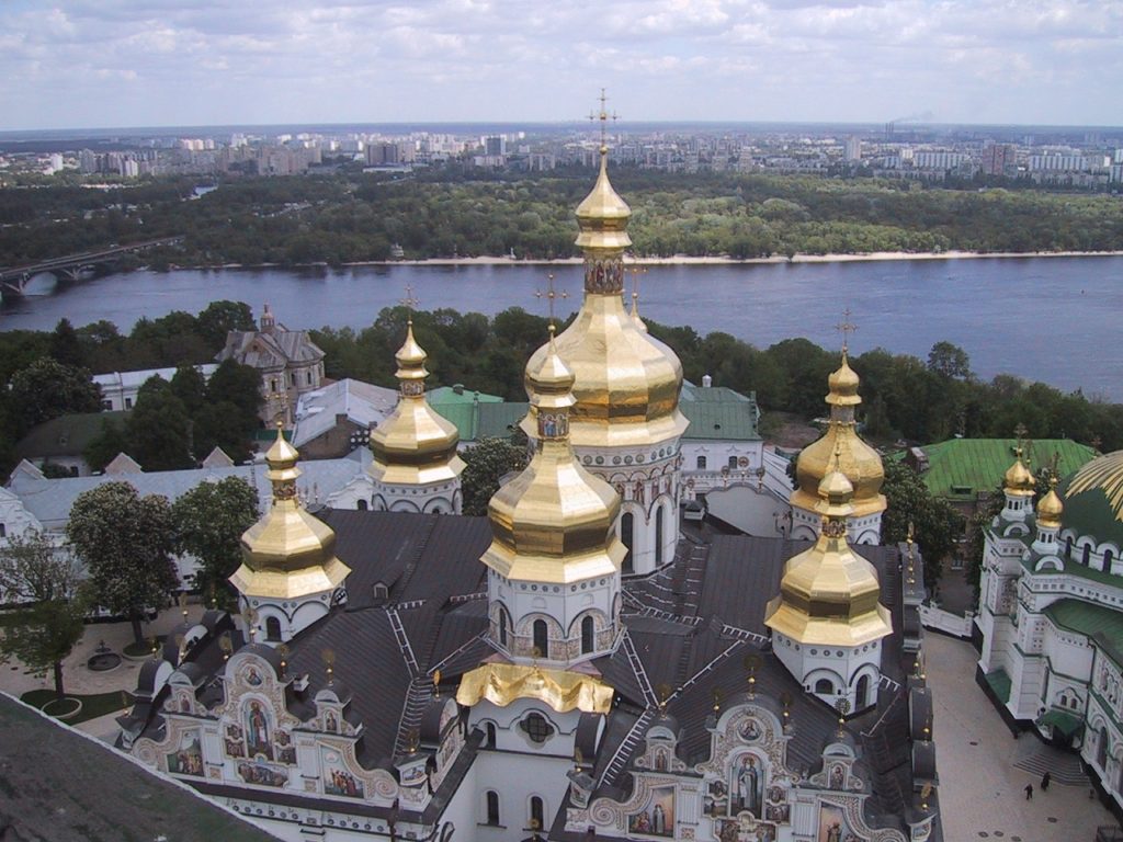 Grotteklosteret i Kiev med klokketårn malt i gull