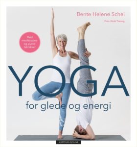 Omslag av yoga for glede og energi Bente Helene Schei Bente Helene Schei