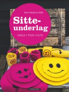 Omslag for Ann-Heidrun Skårs bok Sitteunderlag