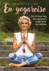 Omslag for En yogareise av Henriette Lien