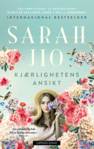 Omslaget til pocketutgaven av Sarah Jios roman "Kjærlighetens ansikt"