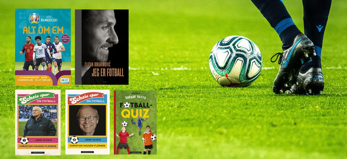 Nærbilde av fotballspiller med ball