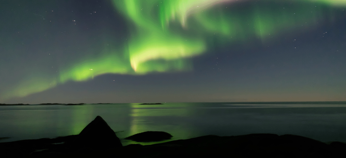 Foto av nordlyset over Svolvær
