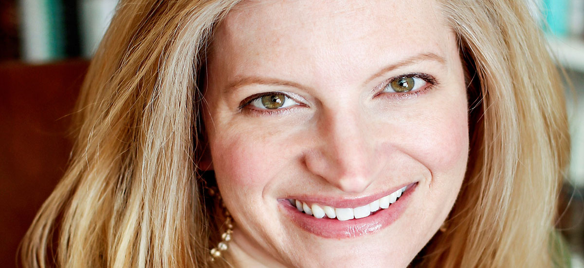 Foto av forfatter Amy Engel