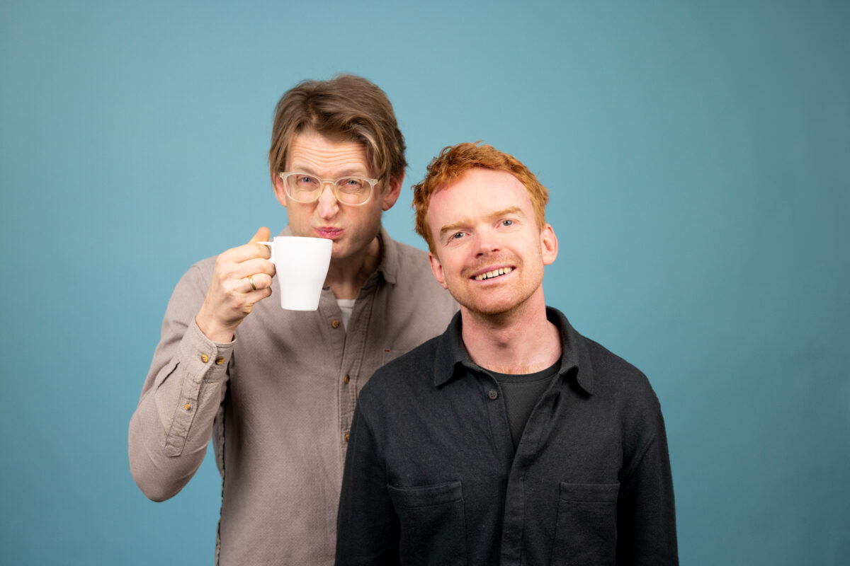 Nils Petter Mørland og Mikkel Niva, forfatterne av 101 ting å gjøre før du blir voksen